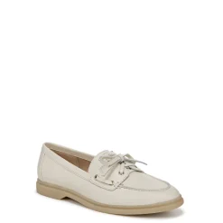 KARLY FLAT