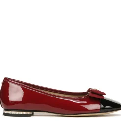 MAREN FLAT