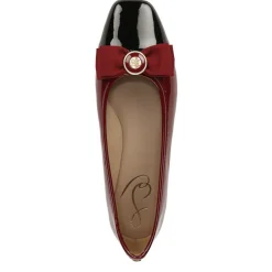MAREN FLAT