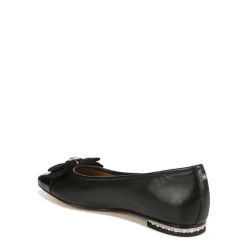 MAREN FLAT
