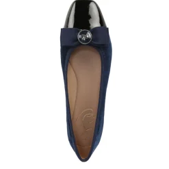 MAREN FLAT