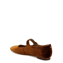 MICHAELA MARY JANE FLAT
