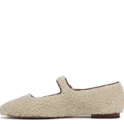 MICHAELA MARY JANE FLAT